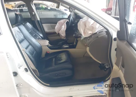 2008 Honda Accord 3.5 Ex-L from USA, damaged, VIN 1HGCP36818A030817